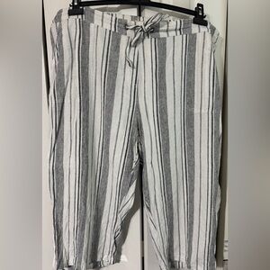 Striped Black and White Linen Capris